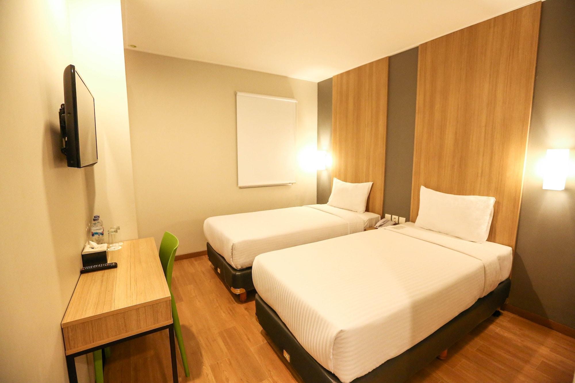 Hotel Citradream Tugu Yogyakarta Exteriör bild