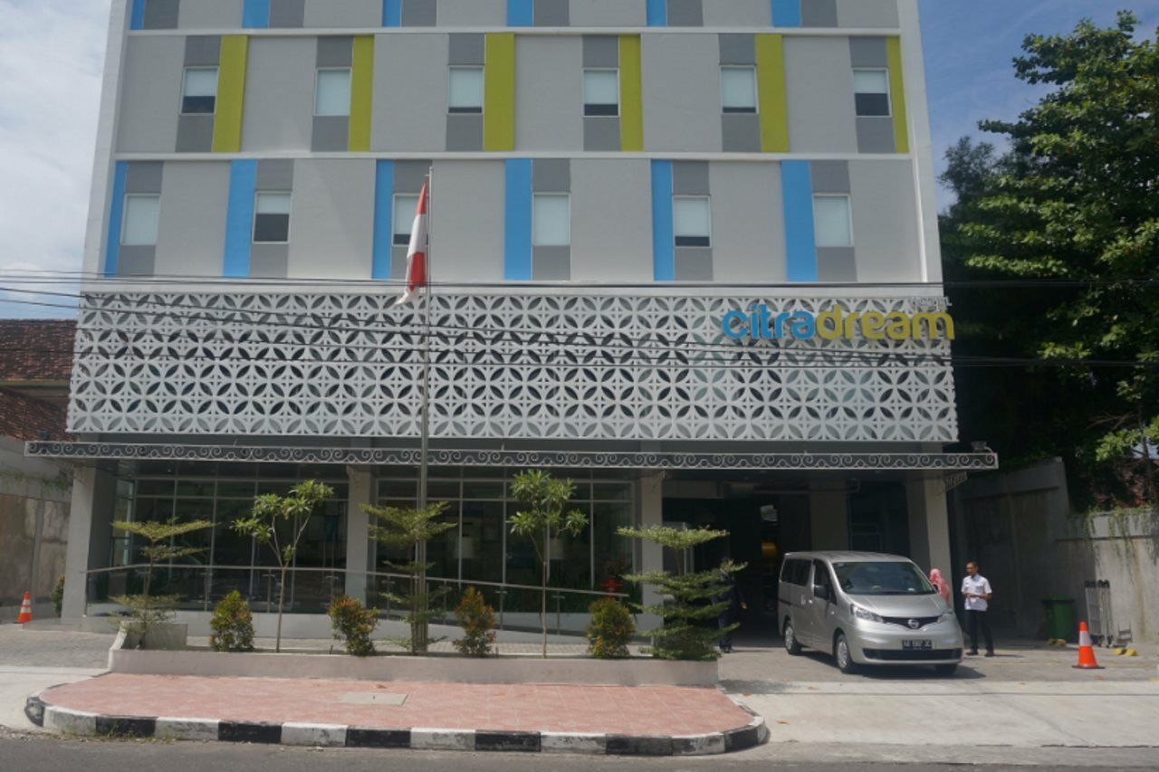 Hotel Citradream Tugu Yogyakarta Exteriör bild